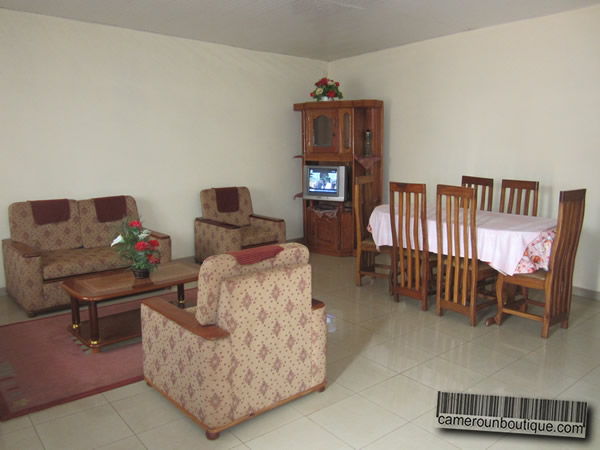 Salle à manger appartement meublé Yaoundé Ekié Salle à manger appartement meublé Yaoundé Ekié