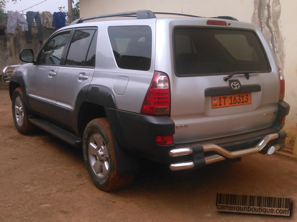 Location Toyota 4Runner 4X4 à Douala