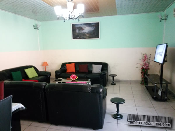 Appartement meublé 3 chambres F4 à louer à Douala Bonapriso