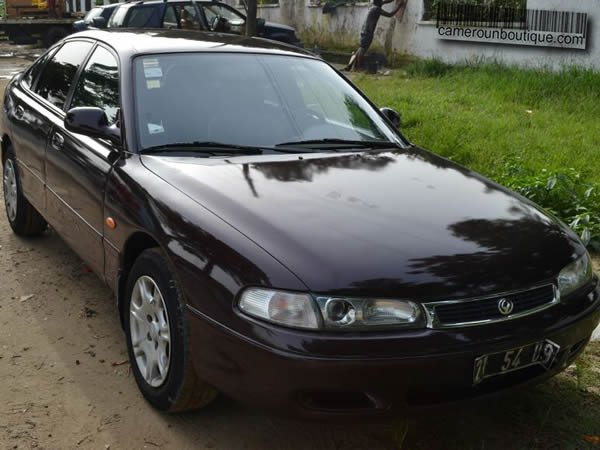 Location voiture berline Mazda à Douala